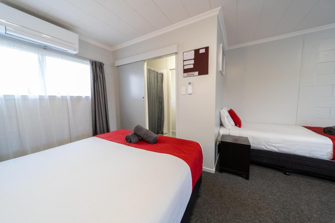 Kensington Motel Уангарей Екстериор снимка