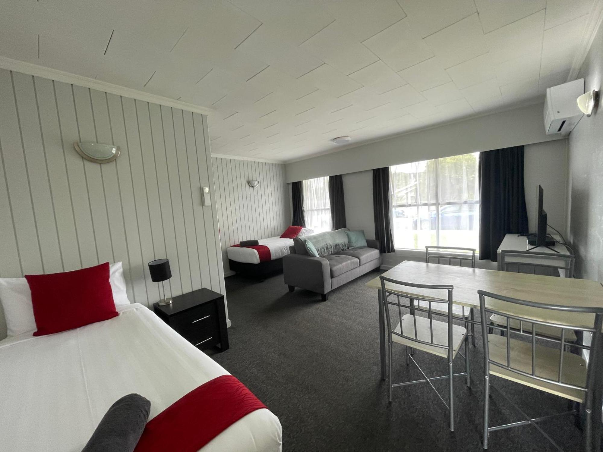 Kensington Motel Уангарей Екстериор снимка