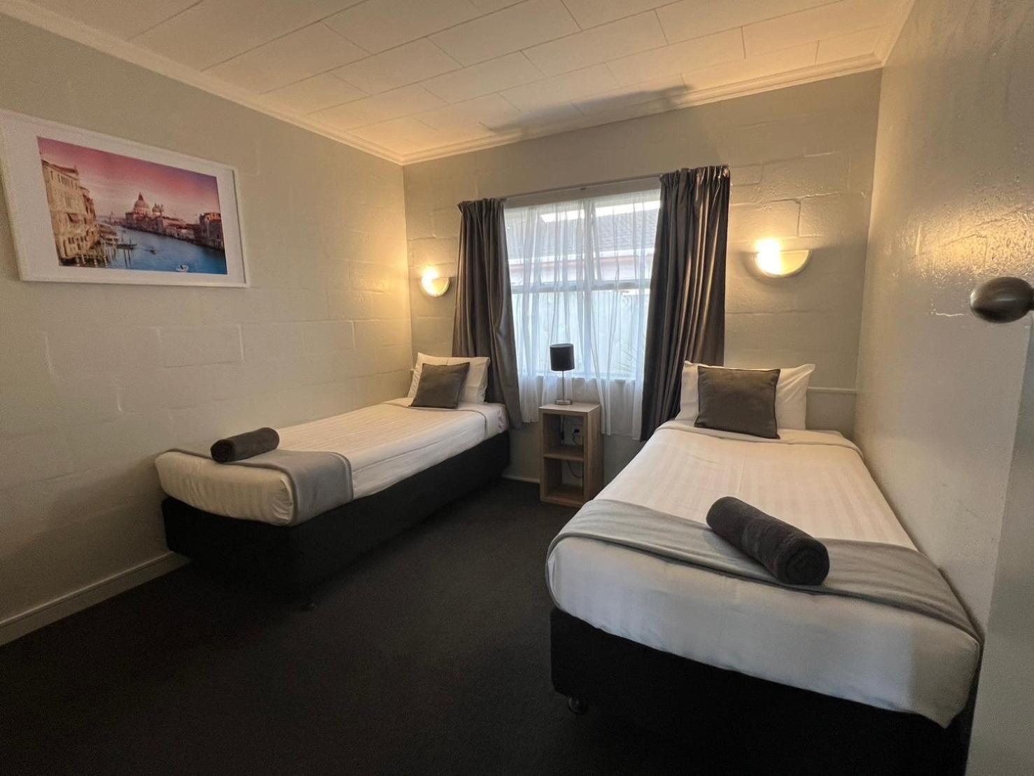Kensington Motel Уангарей Екстериор снимка