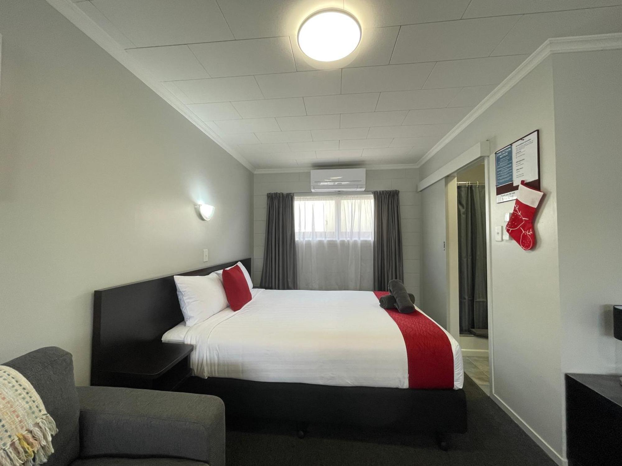 Kensington Motel Уангарей Екстериор снимка